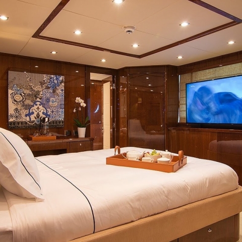 charters_in_greece_pathos_-_vip_cabin.jpg