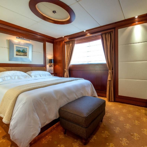 charters_in_mediterranean_lauren_l_-_double_suite.jpg