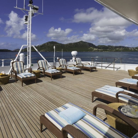 charters_in_mediterranean_lauren_l_-_sundeck.jpg