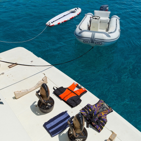 charters_in_greece_meli_-_water_toys.jpg