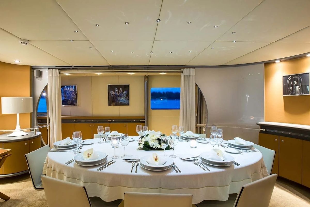 luxury-dining-table-inside-pandion.jpg